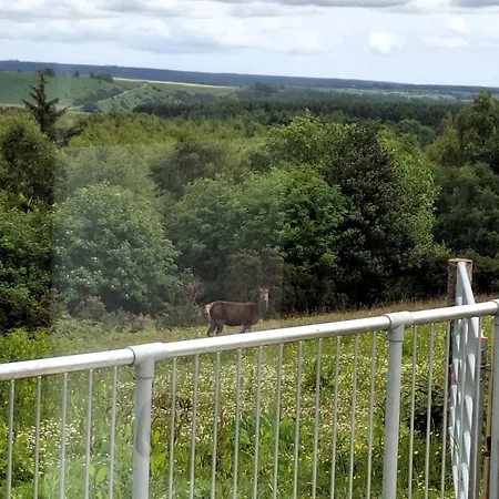 Stapehead Farm * Newton-on-Rawcliffe